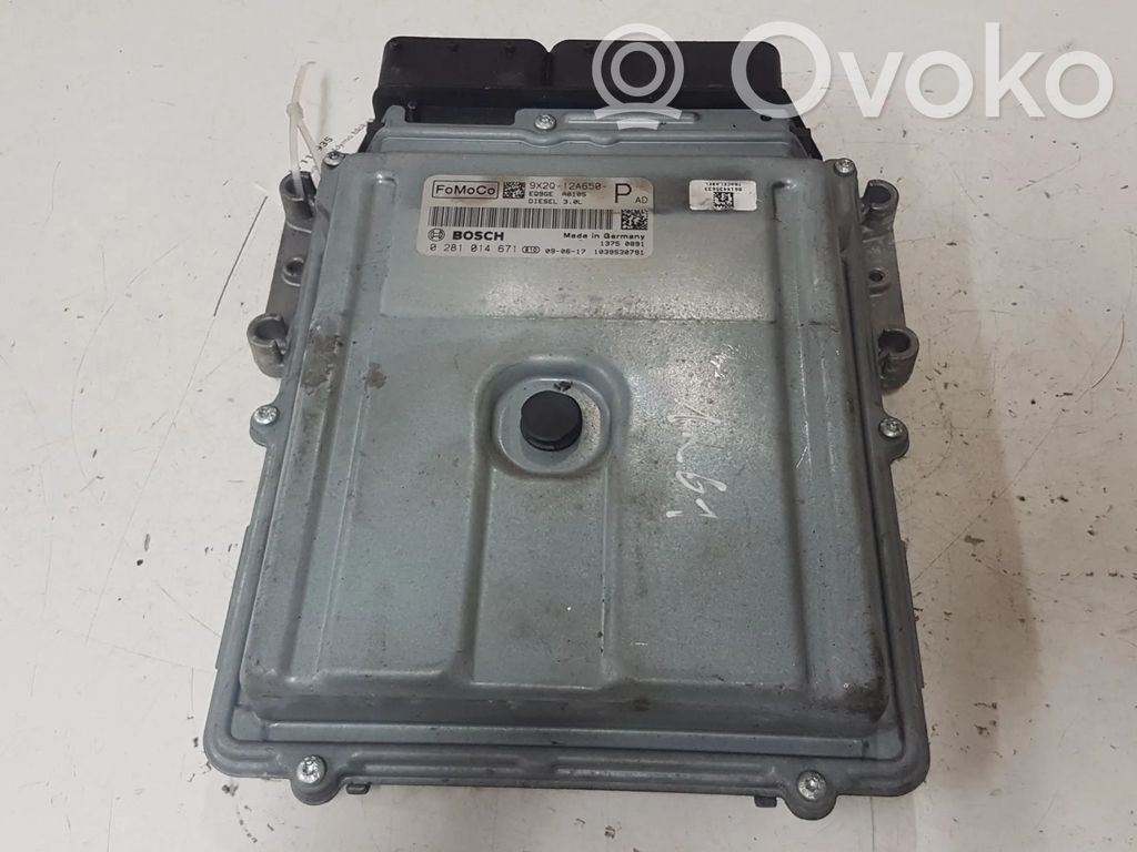 Jaguar XF X250 Engine control unit/module 