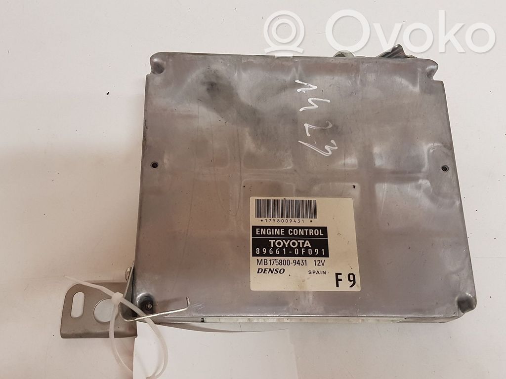Toyota Corolla Verso AR10 Engine control unit/module 