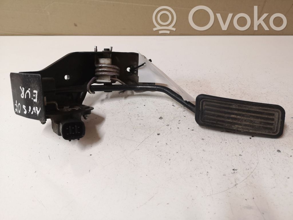 Toyota Avensis T250 Accelerator throttle pedal 