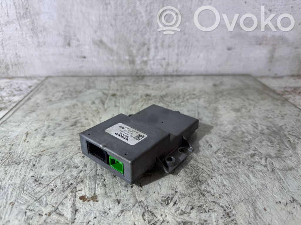 Volvo V50 GPS navigation control unit/module 