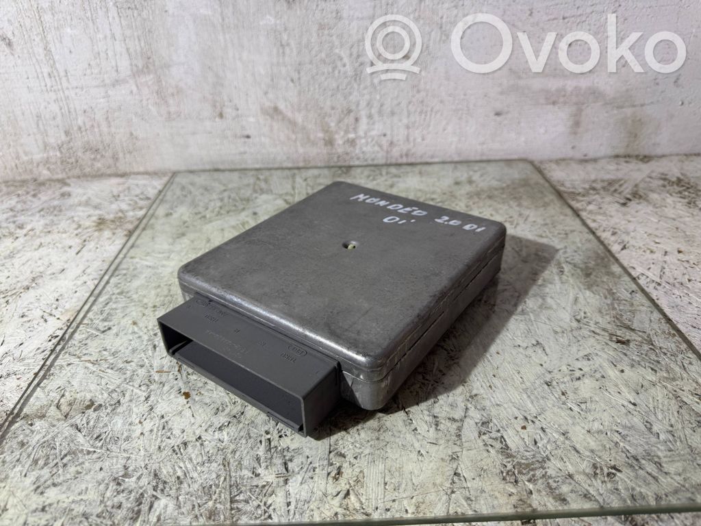 Ford Mondeo Mk III Engine control unit/module 
