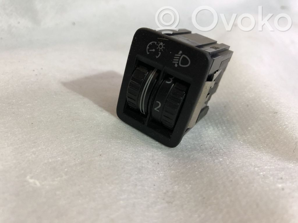 Volkswagen PASSAT B6 Headlight level height control switch 