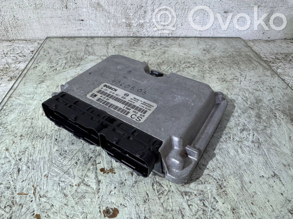 Opel Zafira A Engine control unit/module 