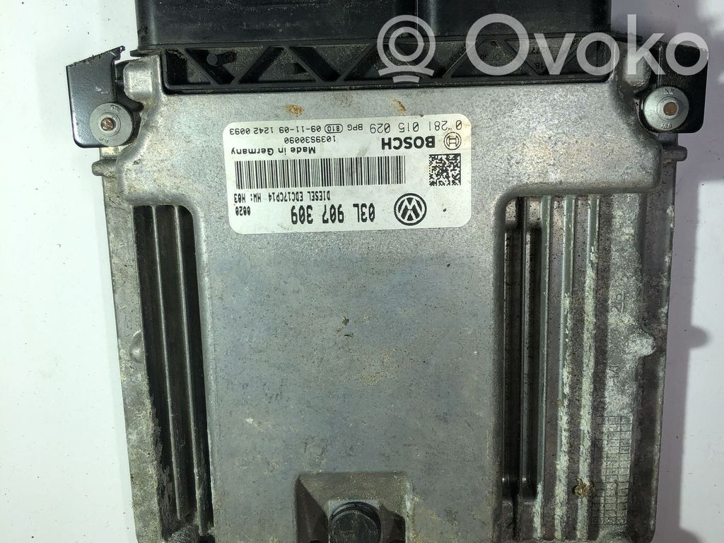 Volkswagen PASSAT B6 Engine control unit/module 