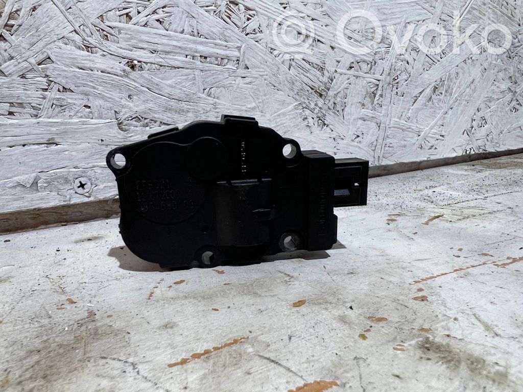 BMW 3 E90 E91 Air flap motor/actuator 