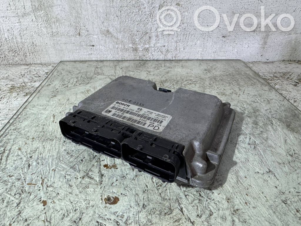 Opel Zafira A Engine control unit/module 