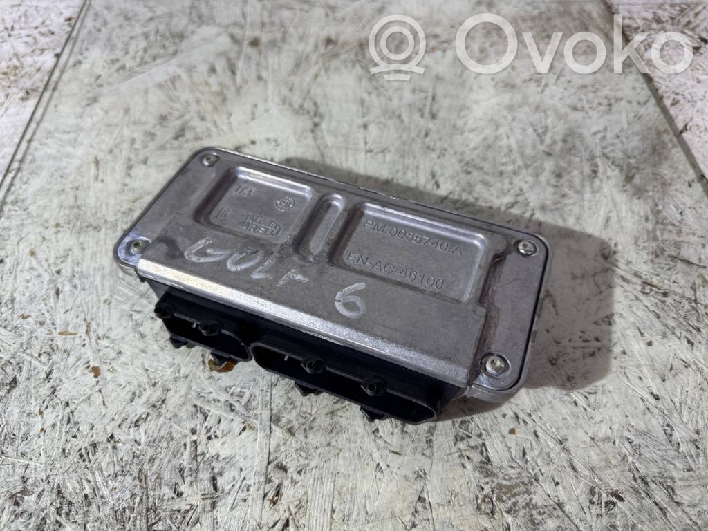Volkswagen Golf VI Engine control unit/module 