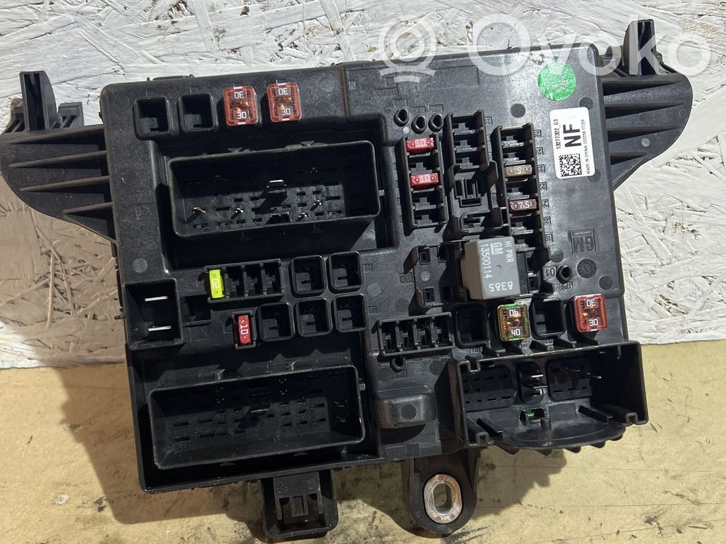 Opel Insignia A Sulakemoduuli 