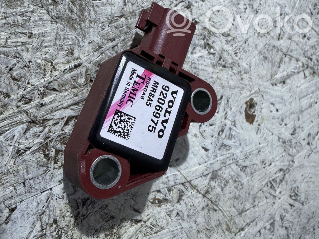 Volvo V50 Airbag deployment crash/impact sensor 
