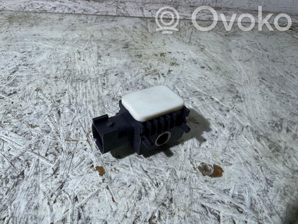 Ford Focus C-MAX Airbag deployment crash/impact sensor 