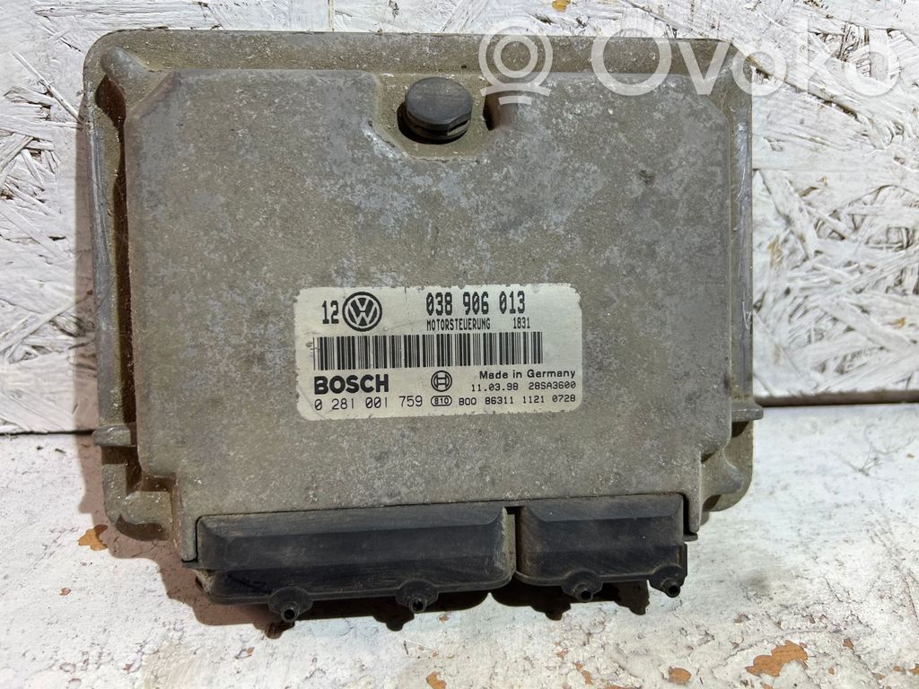 Volkswagen Golf IV Engine control unit/module 