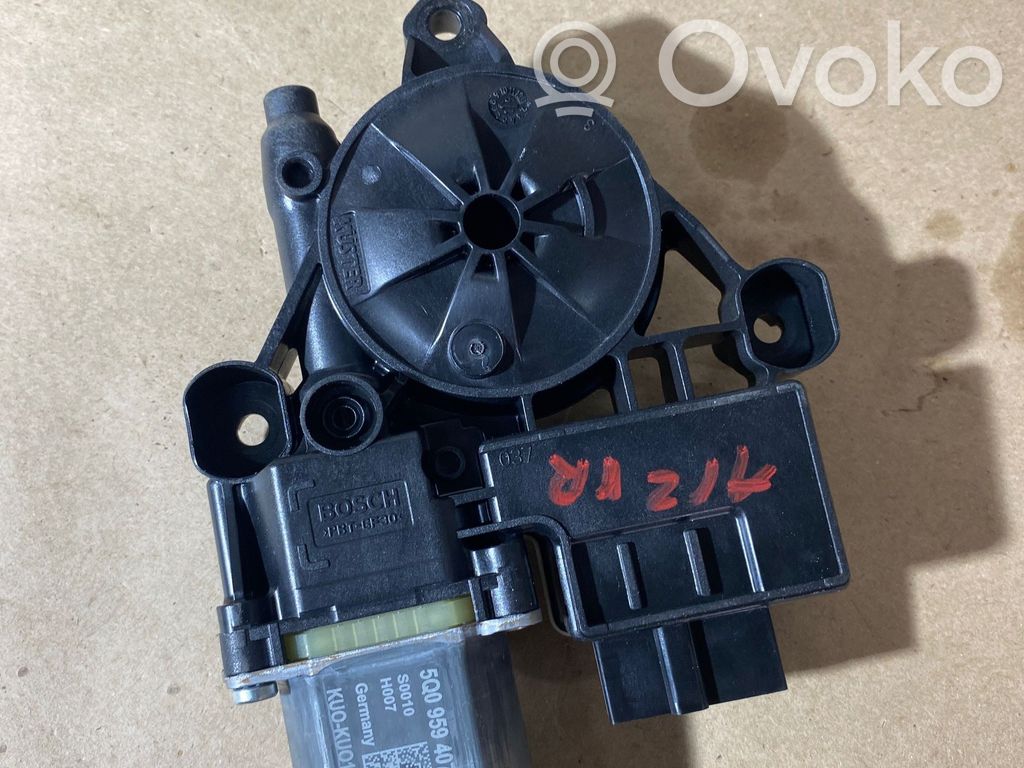 Volkswagen Tiguan Silniczek podnoszenia szyby drzwi tylnych 