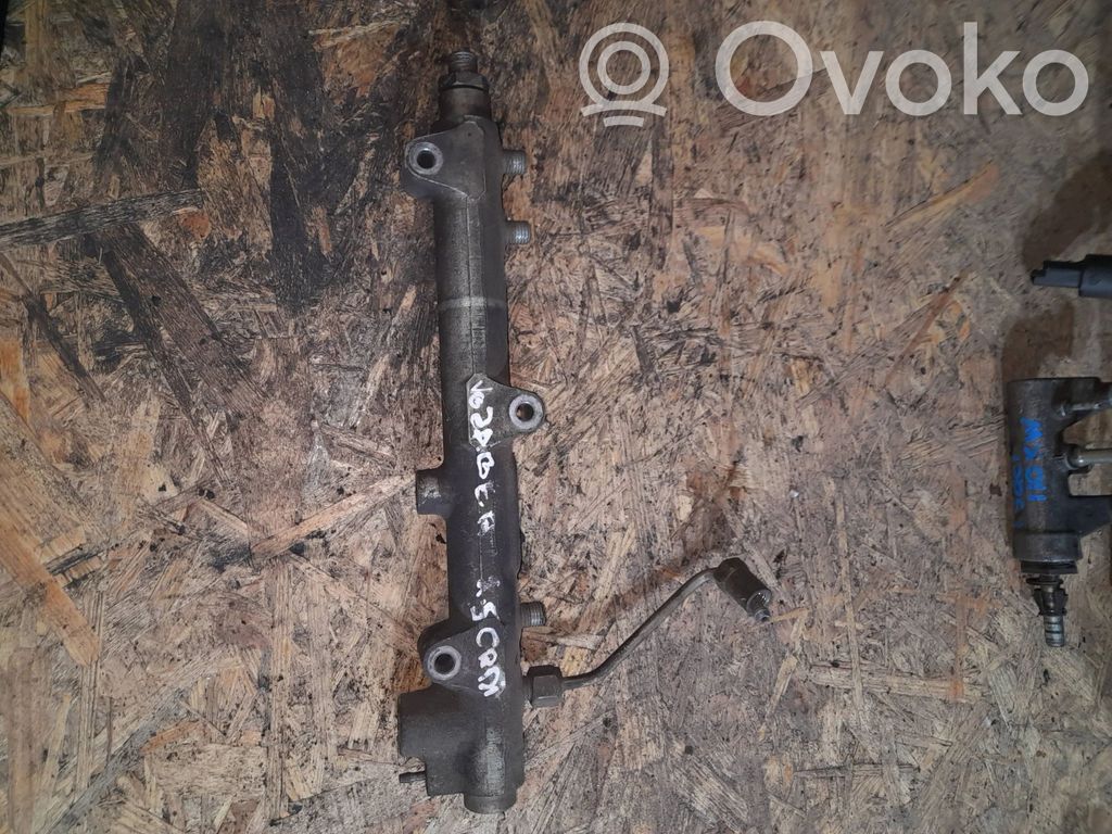 Chrysler Voyager Fuel main line pipe 
