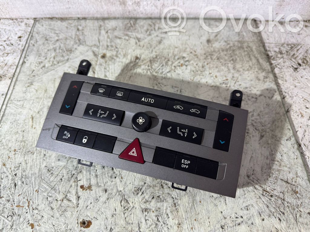 Peugeot 407 Climate control unit 
