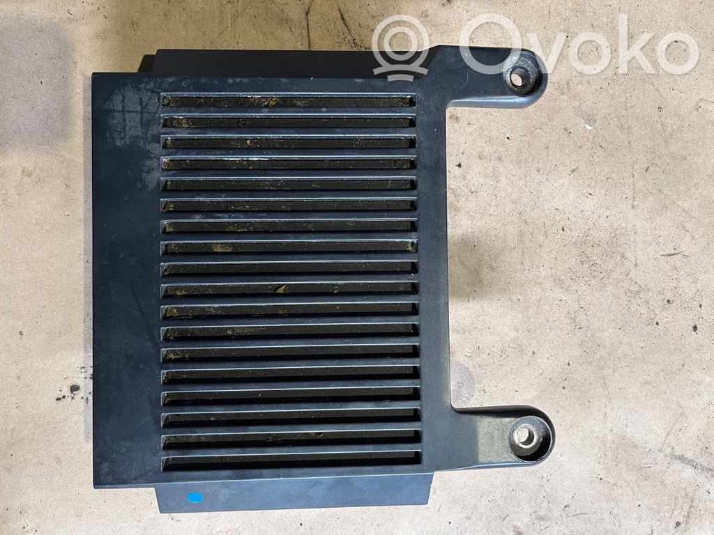 Volvo S80 Sound amplifier 