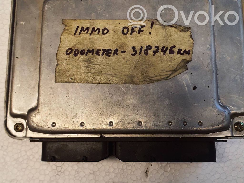 Volkswagen PASSAT B5.5 Engine control unit/module 