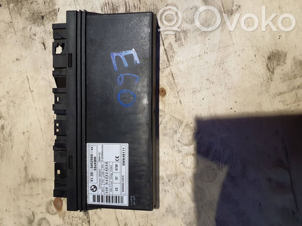 BMW 5 E60 E61 Komforta modulis 