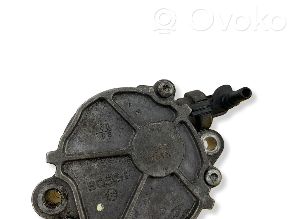 Ford Focus C-MAX Vacuum pump 