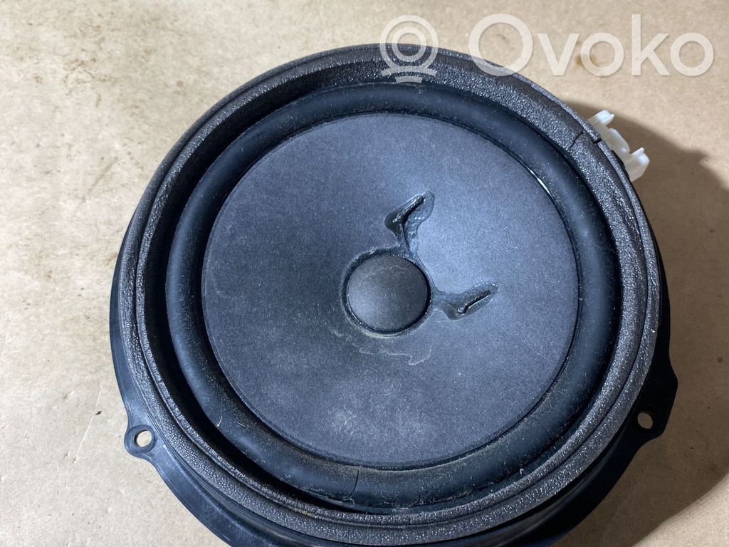 Ford Mondeo MK IV Front door speaker 