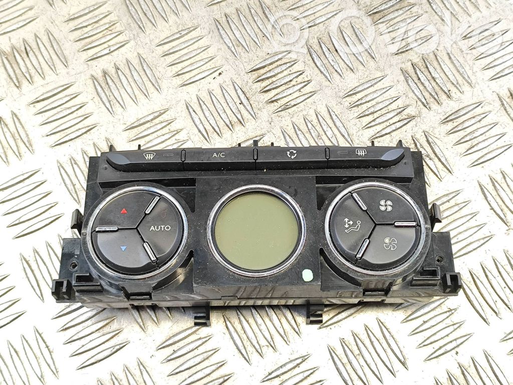Citroen DS3 Climate control unit 
