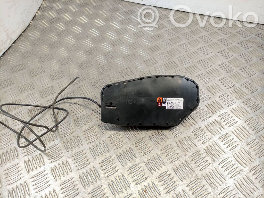 Opel Corsa E Seat airbag 