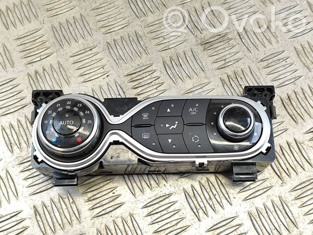 Dacia Sandero Climate control unit 