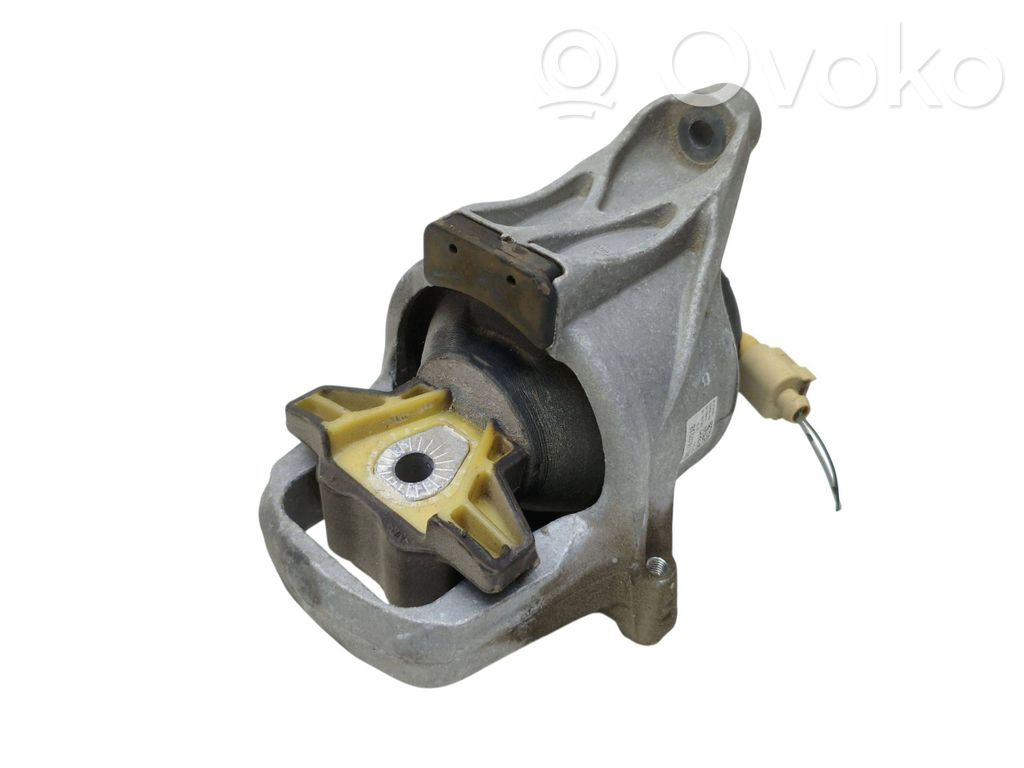 Audi A4 S4 B9 Engine mount bracket 