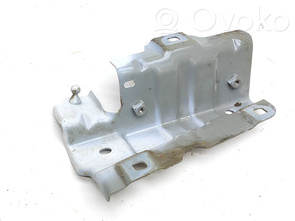 Renault Kangoo III Fender mounting bracket 
