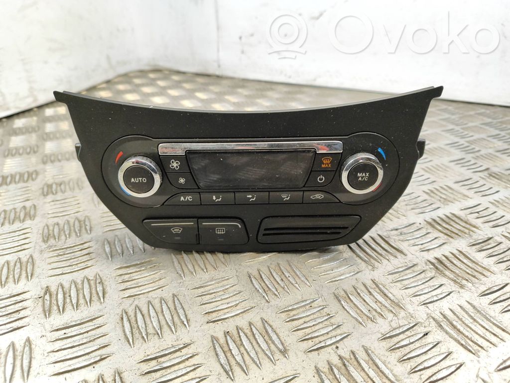 Ford C-MAX II Climate control unit 