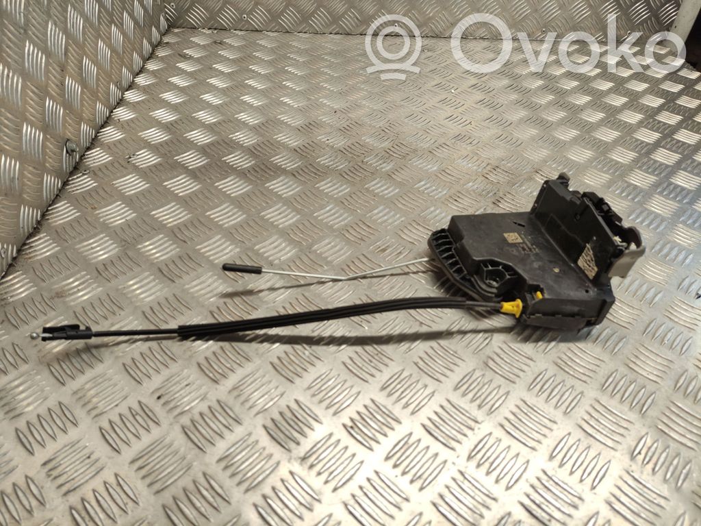 Zamek drzwi tylnych   3035077,C3039073,915C3039073