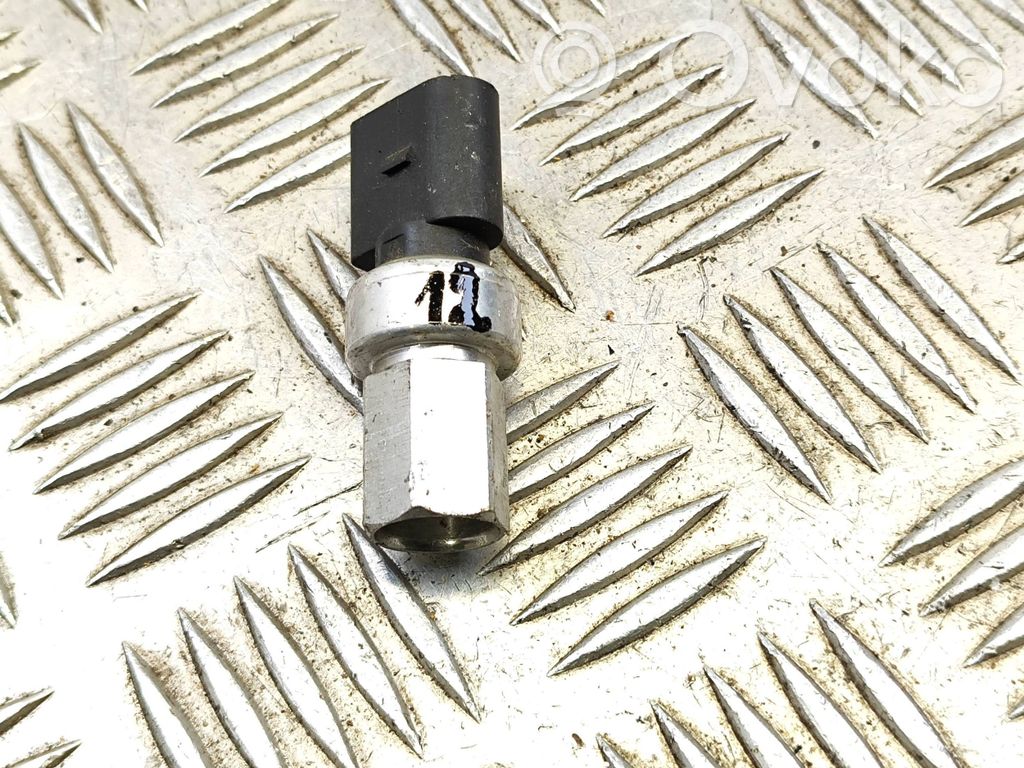 Volkswagen Golf V Air conditioning (A/C) pressure sensor 