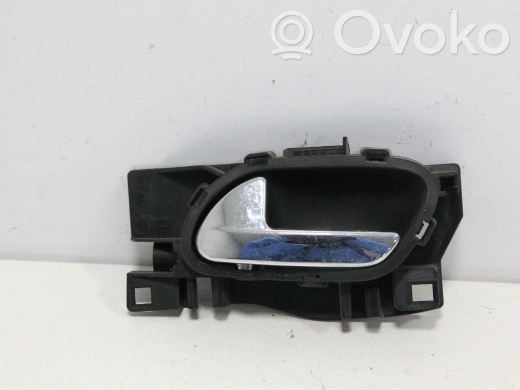 Peugeot 5008 Front door interior handle 