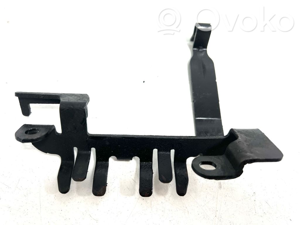 Peugeot 308 Other engine bay part 