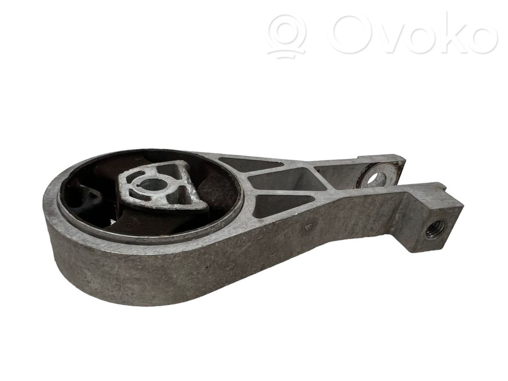 Opel Corsa E Engine mount bracket 