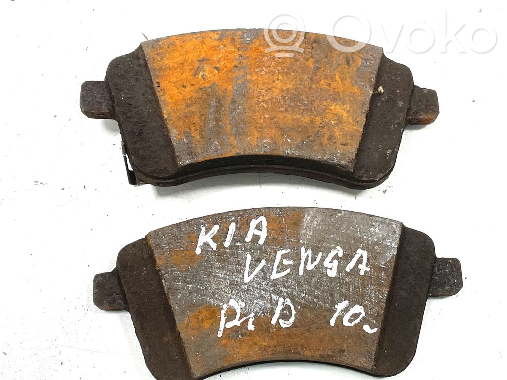 Klocki hamulcowe przednie   18565964,32339688PIK,FER42563