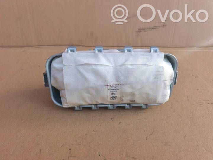 Ford Mondeo MK V Keleivio oro pagalvė 