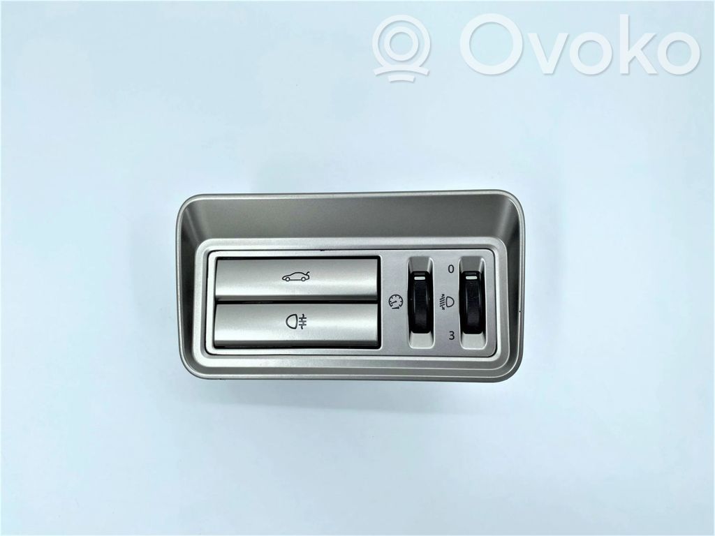 Jaguar XF Fog light switch 