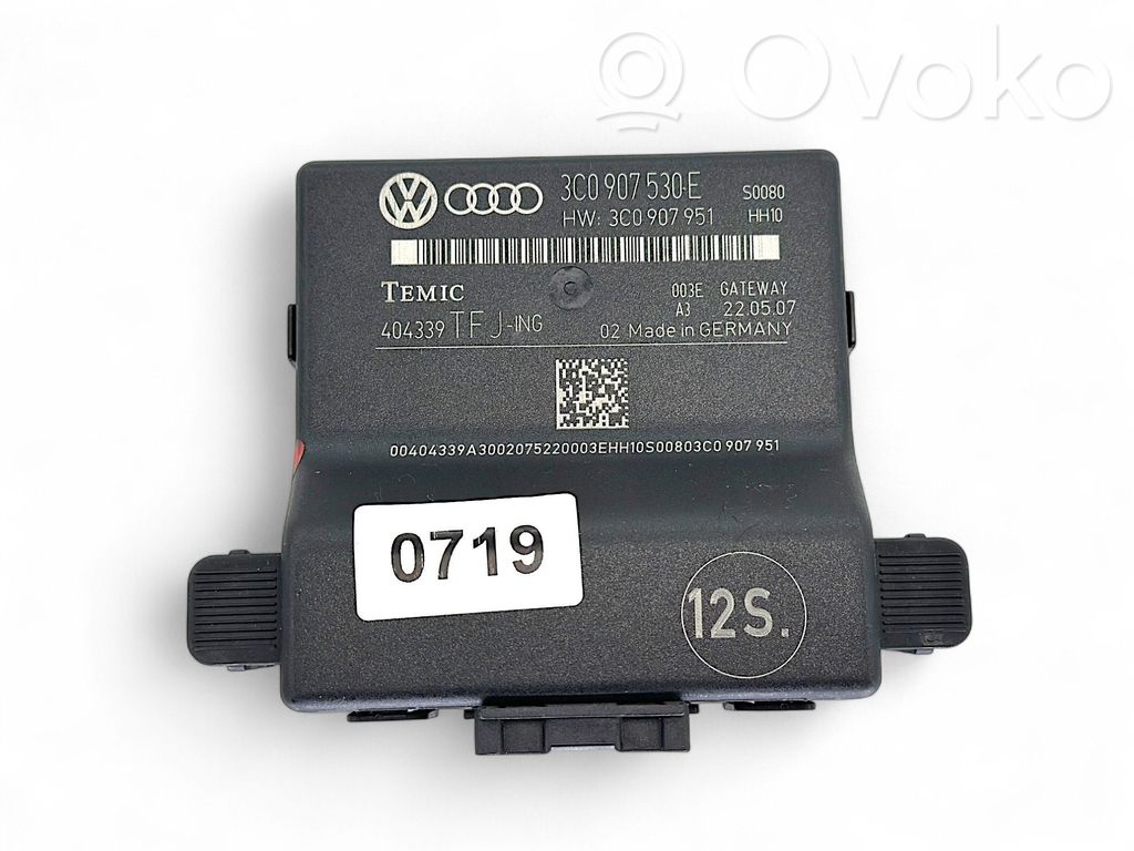 Volkswagen PASSAT B6 Gateway control module 