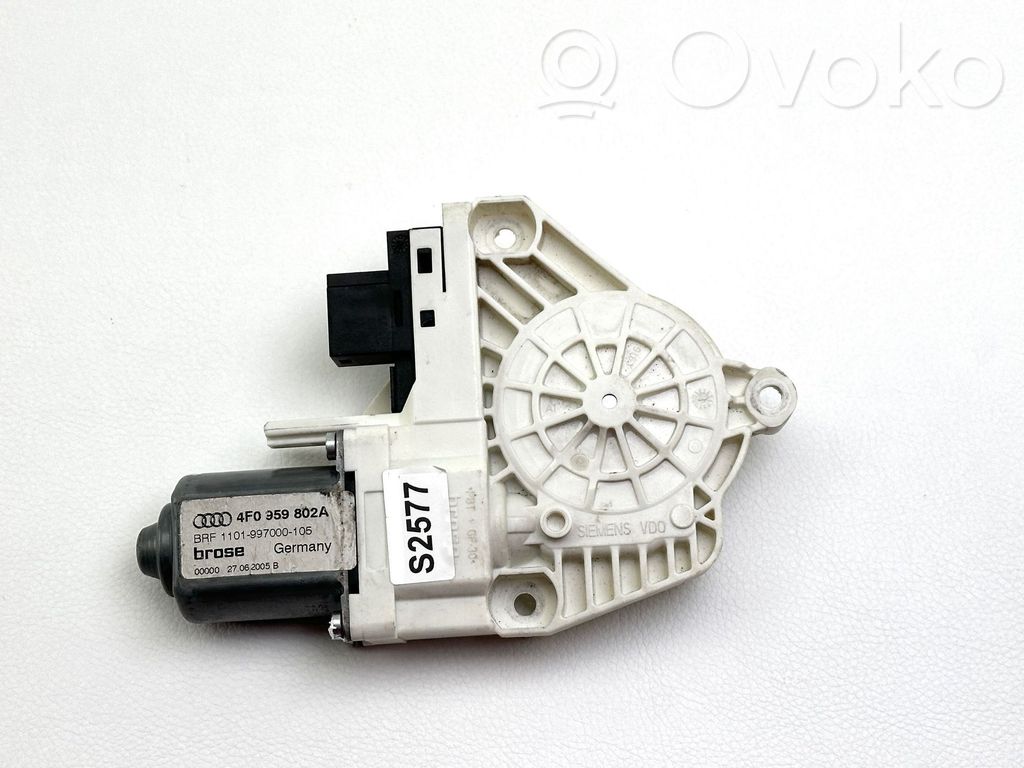 Audi A6 S6 C6 4F Galinis varikliukas langų pakėlėjo 