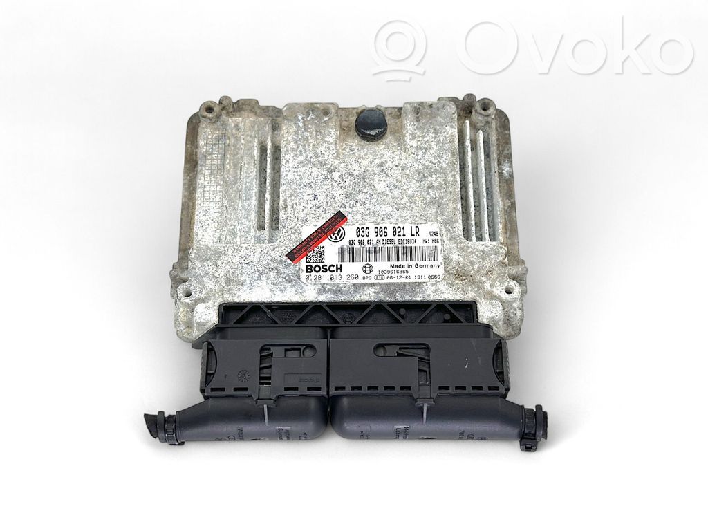 Volkswagen PASSAT B6 Engine control unit/module 