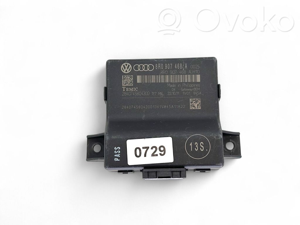 Audi A4 S4 B8 8K Gateway control module 