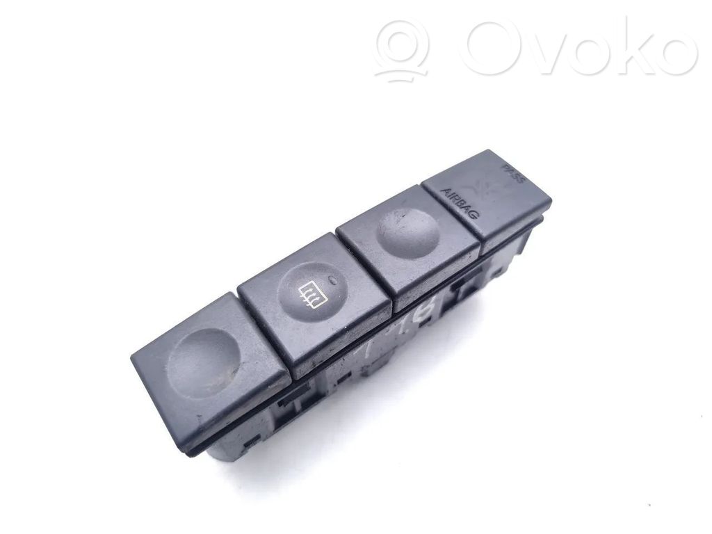 Ford Fiesta Comutator încălzire parbriz/lunetă 