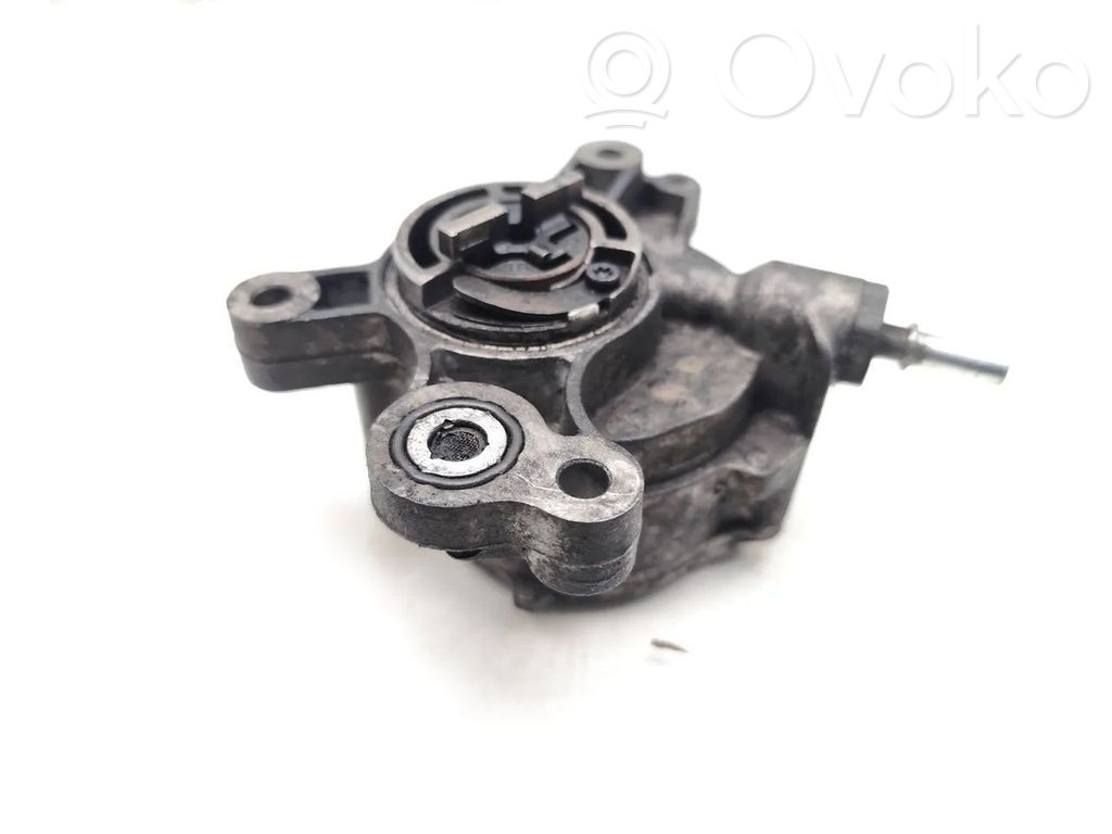 Peugeot 308 Vacuum pump 