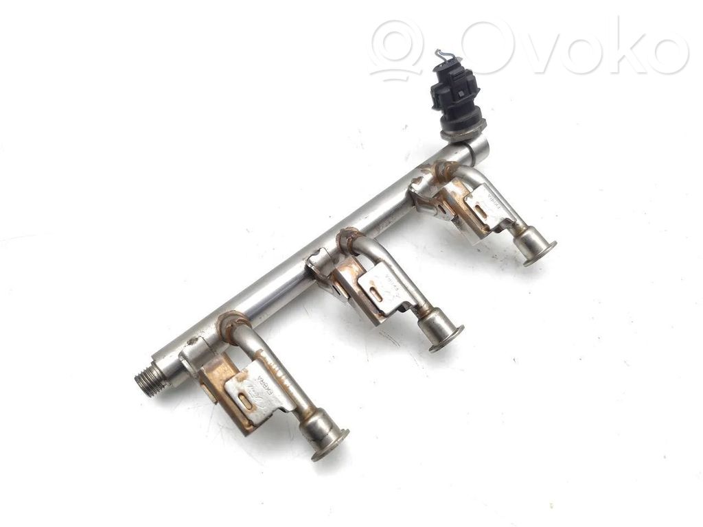 Ford B-MAX Fuel main line pipe 