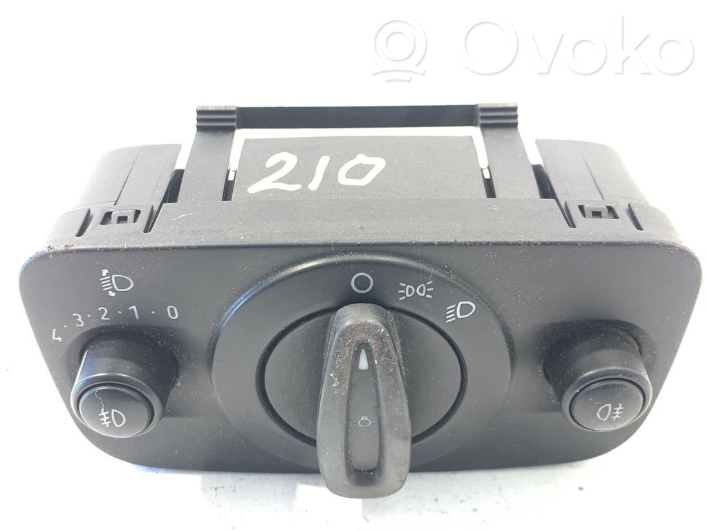 Ford Fiesta Light switch 