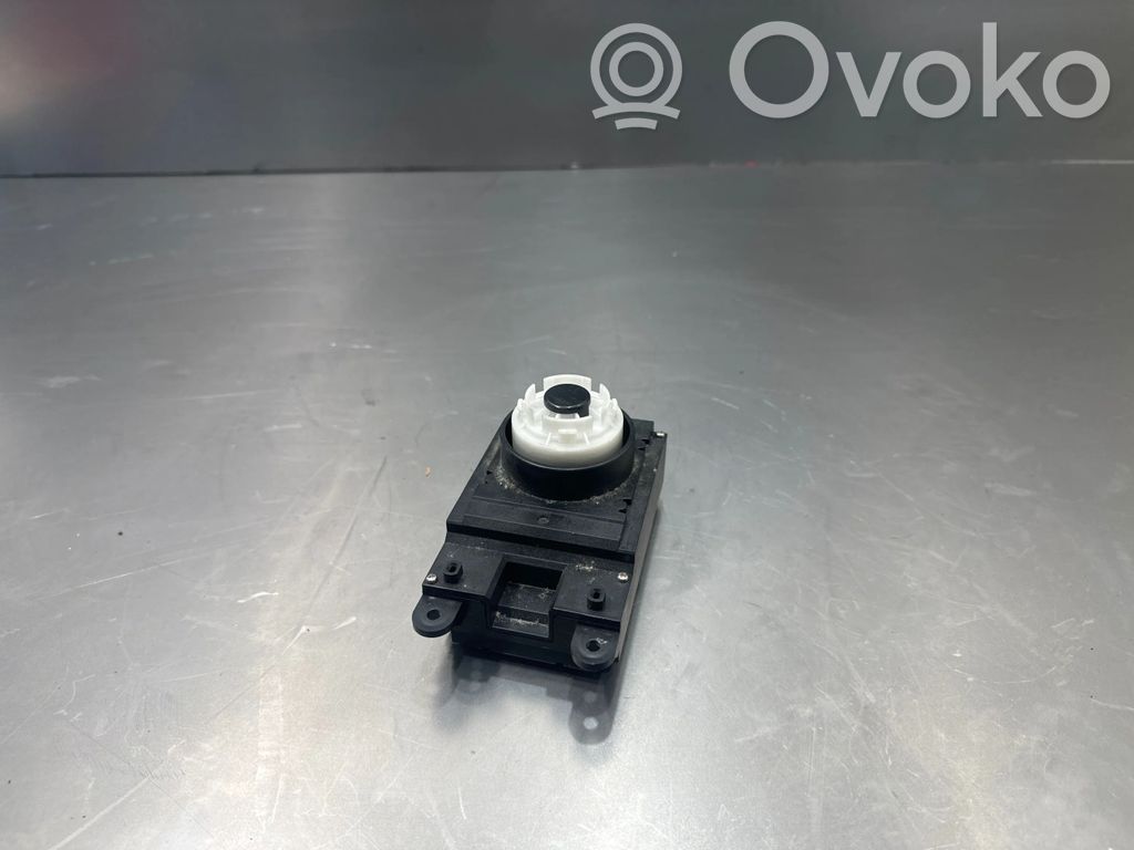 BMW 5 E60 E61 Multifunctional control switch/knob 