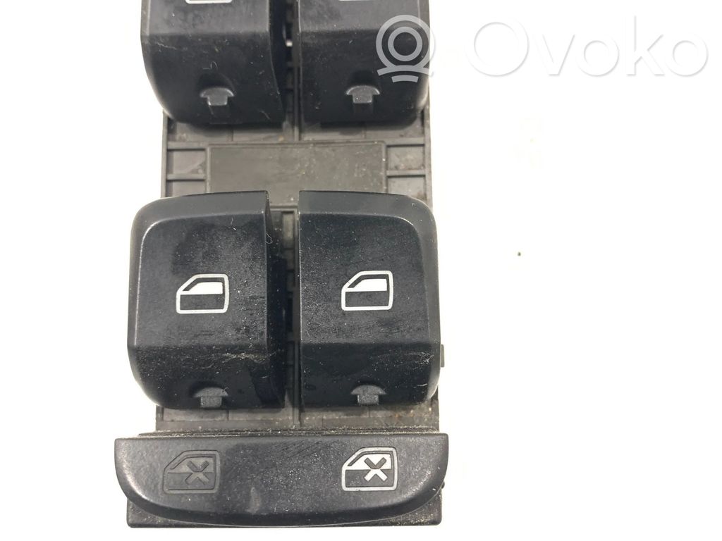 Audi A4 S4 B8 8K Electric window control switch 