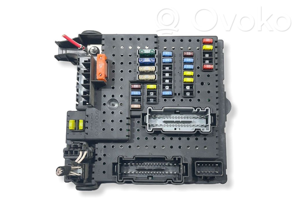 Volvo XC90 Fuse module 