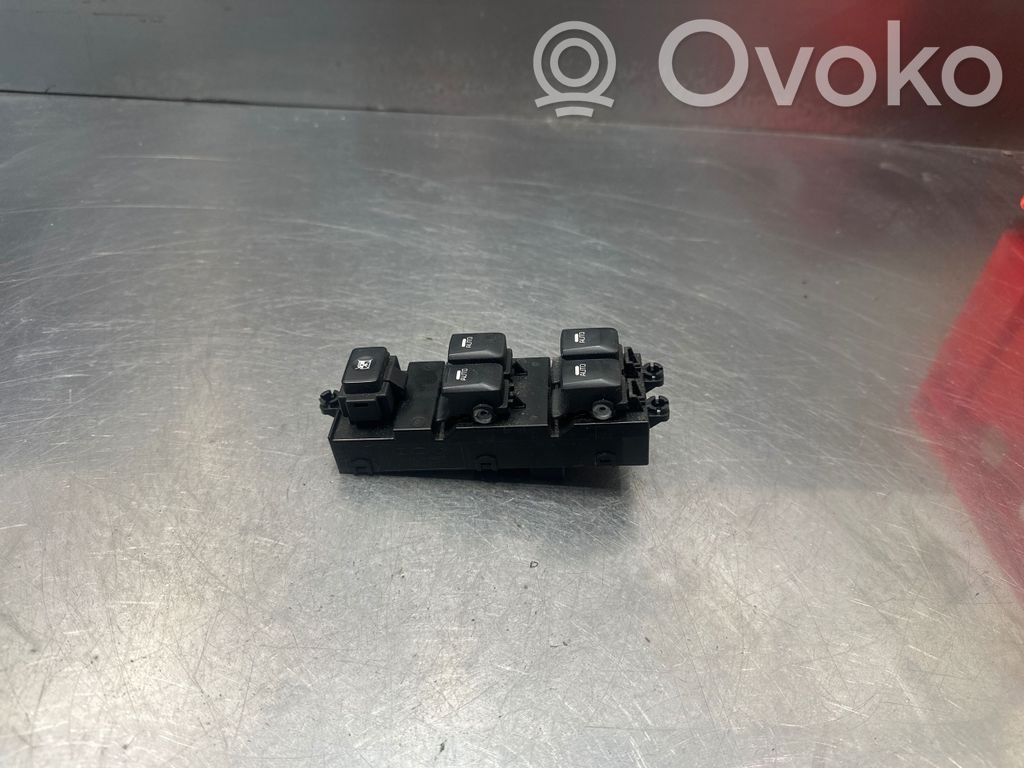 KIA Ceed Electric window control switch 