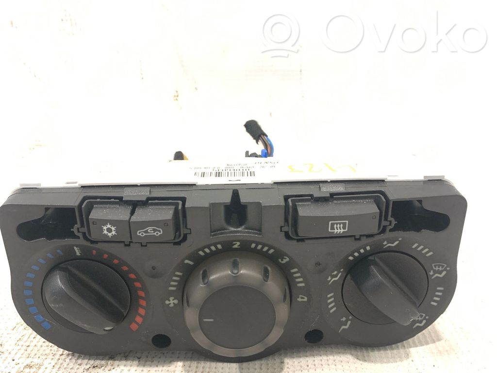Opel Corsa D Climate control unit 